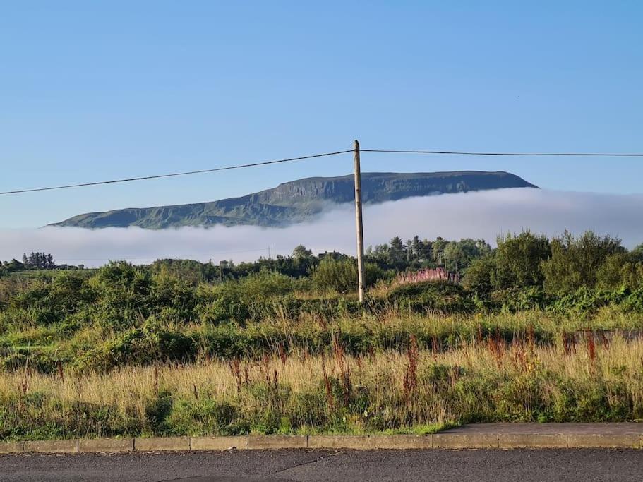 Bundoran Seaside Stays House - Wifi, Large Spacious Home Exterior foto