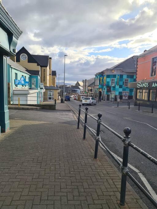 Bundoran Seaside Stays House - Wifi, Large Spacious Home Exterior foto